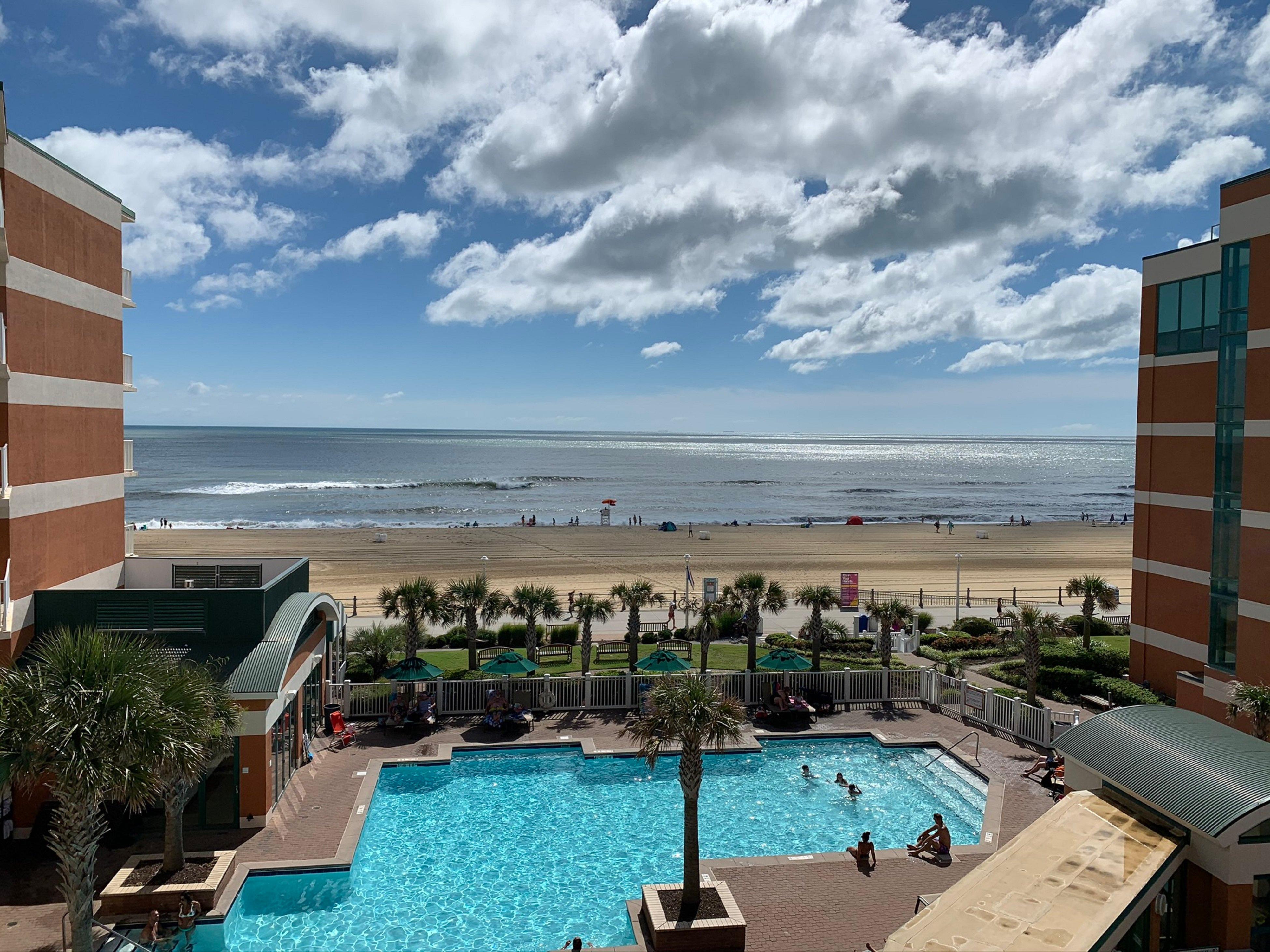 Holiday Inn & Suites Virginia Beach - North Beach By Ihg Exterior photo