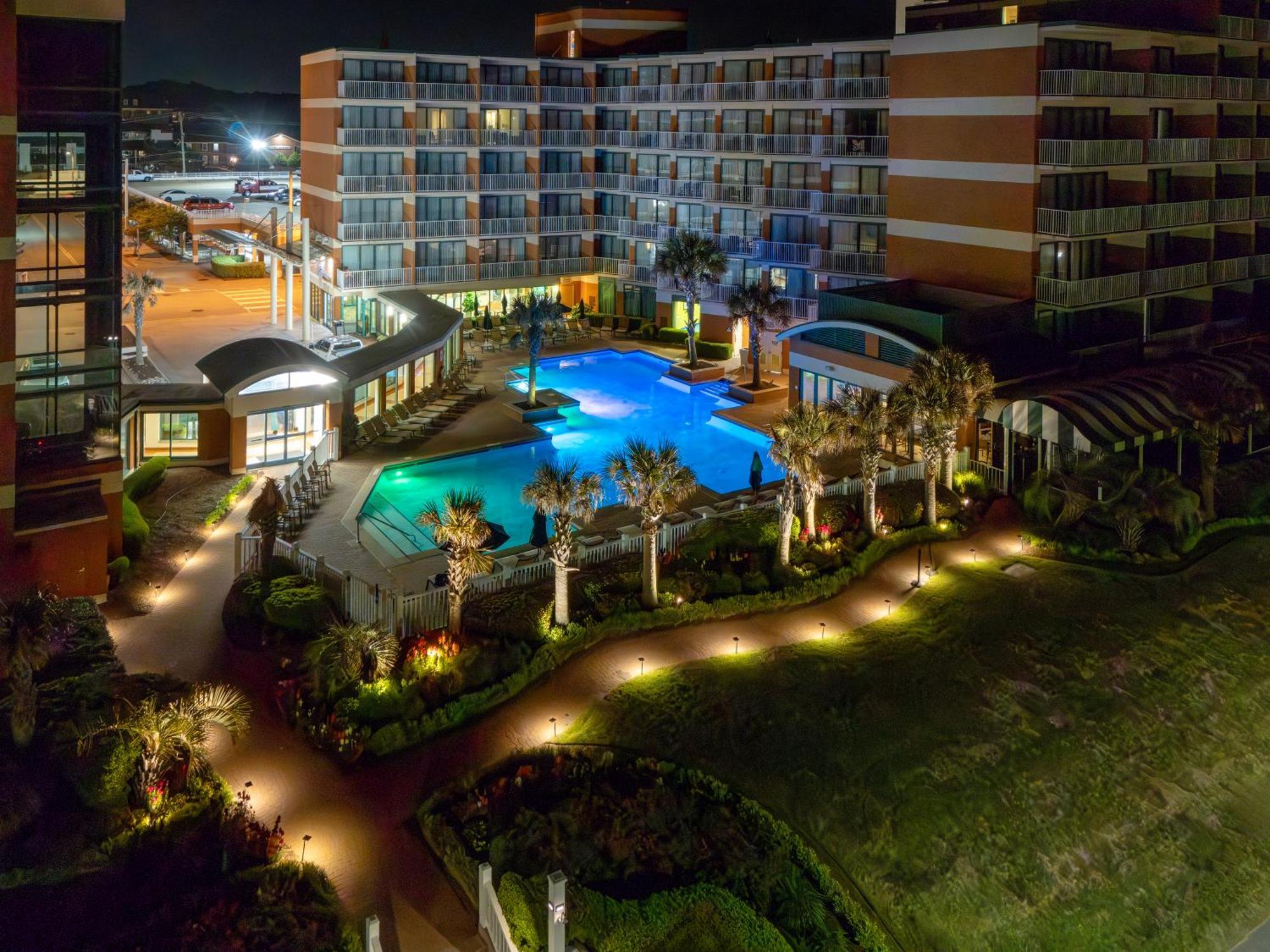 Holiday Inn & Suites Virginia Beach - North Beach By Ihg Exterior photo